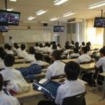 学校説明の様子